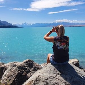 Meet your Posher, Caitlin